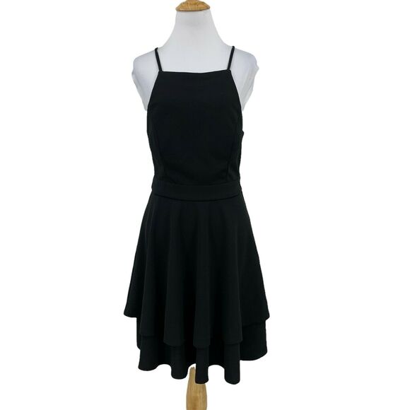 Jun & Ivy Francesca's Halter Tiered Dress Womens L Large Open Back Lace Padded - Picture 1 of 12